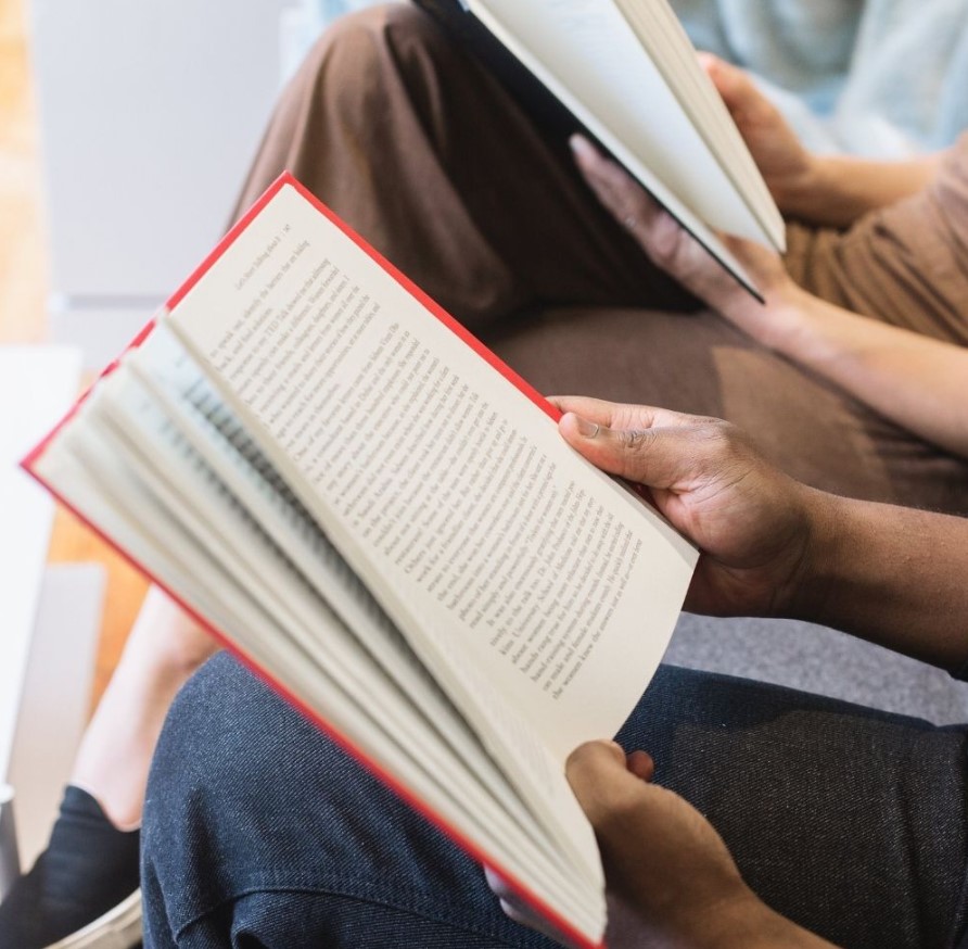 Person reading efficiently with focus